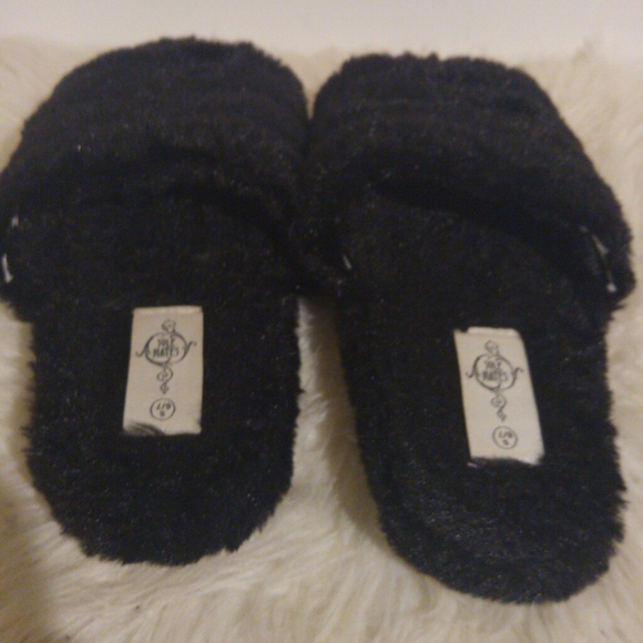 Sole Mates Black Faux Fur Slide Slippers size S (6/7) - Picture 2 of 4
